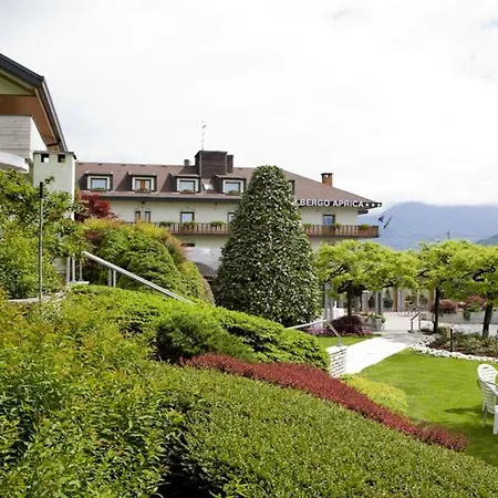 Aprica Hotel 3*